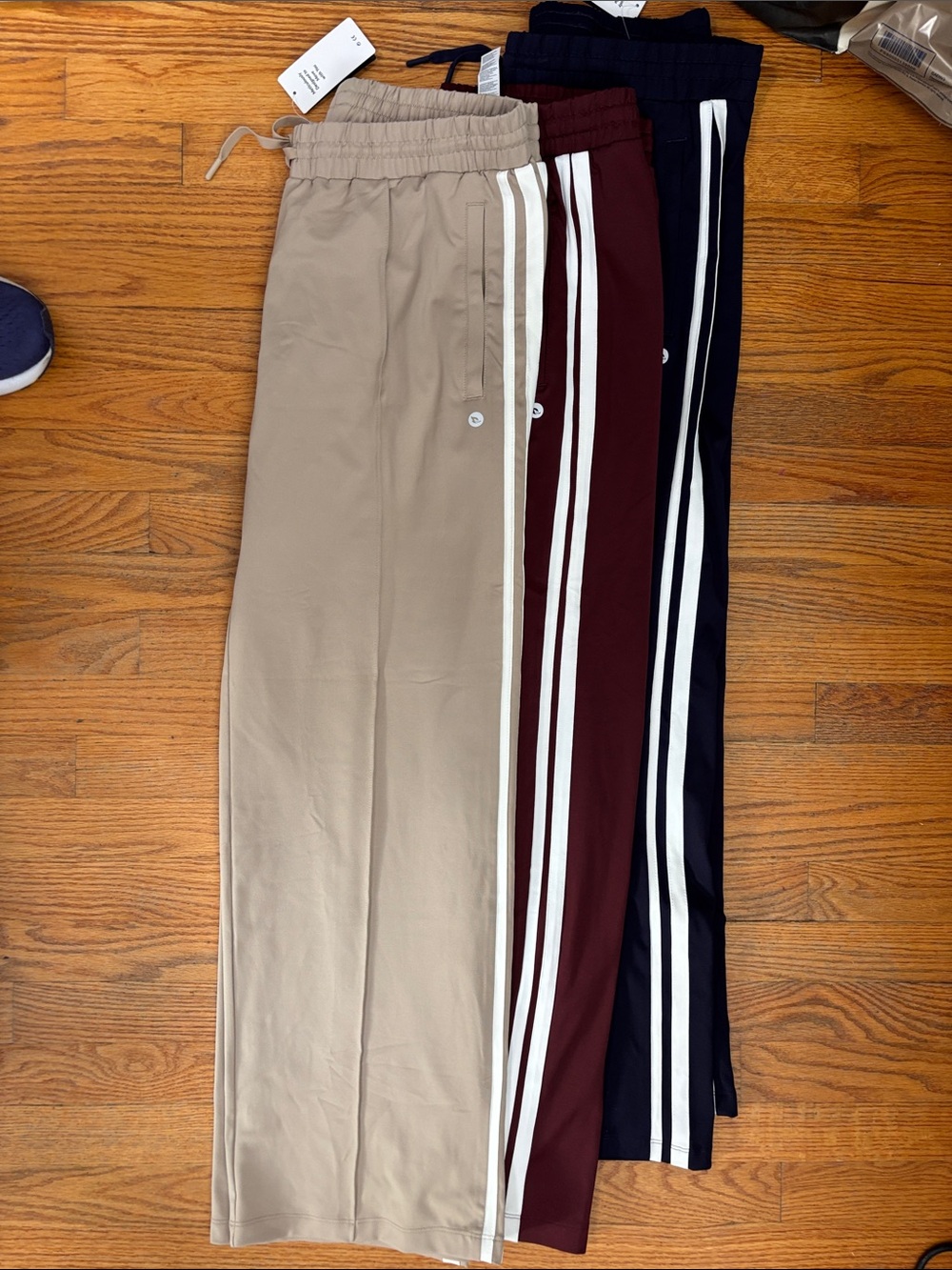 Baleaf Three-Pack Side-Stripe Joggers in Beige, Maroon & Navy